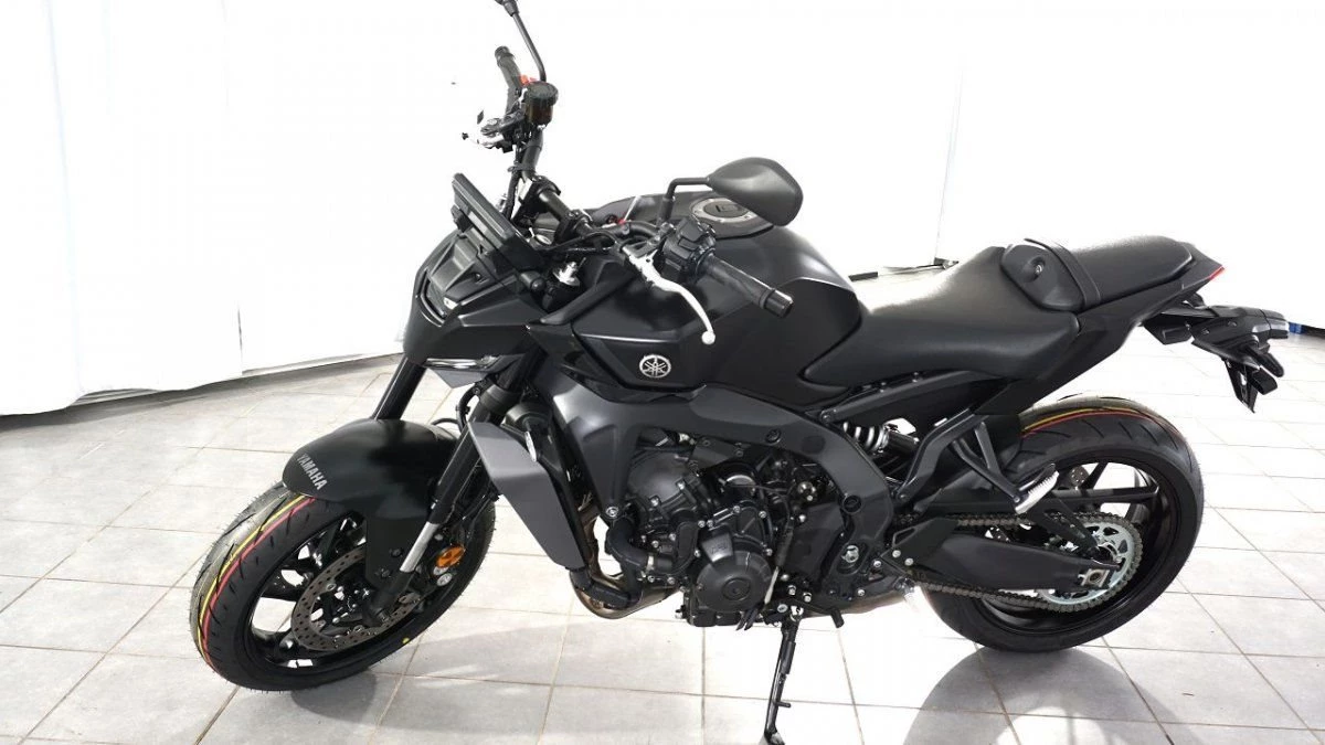 Yamaha MT-09 