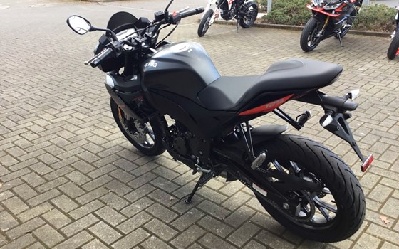 Neufahrzeug Aprilia Tuono 125 - Bild 4