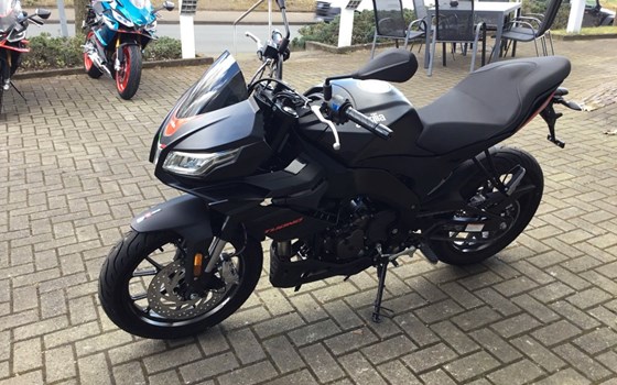 Neufahrzeug Aprilia Tuono 125 - Bild 6