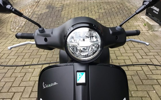 Neufahrzeug Vespa GTS 125 Supersport iGET - Bild 12