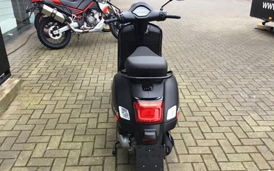Neufahrzeug Vespa GTS 125 Supersport iGET - Bild 4