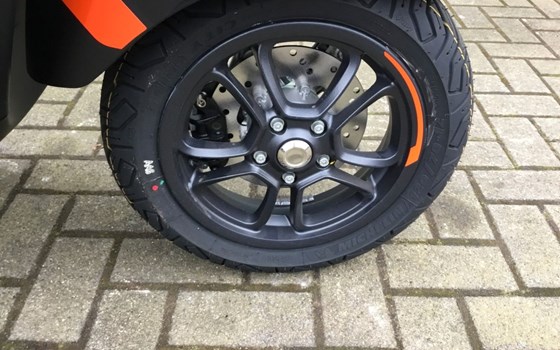 Neufahrzeug Vespa GTS 125 Supersport iGET - Bild 8