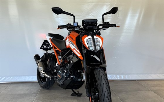 Gebrauchtmotorrad KTM 125 Duke - Bild 6 Gebrauchtmotorrad KTM 125 Duke - Bild 6
