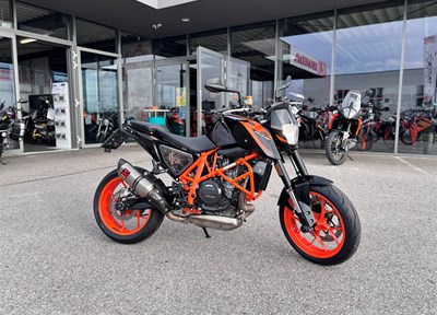 GEBRAUCHTFAHRZEUG KTM 690 Duke R