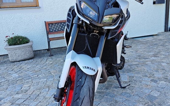 Gebrauchtmotorrad Yamaha MT-09 - Bild 5 Gebrauchtmotorrad Yamaha MT-09 - Bild 5