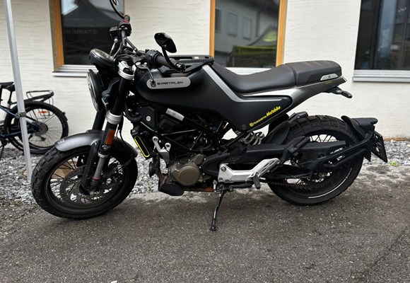 Husqvarna Svartpilen 125
