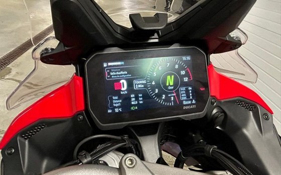 Gebrauchtmotorrad Ducati Multistrada V4 RS - Bild 6 Gebrauchtmotorrad Ducati Multistrada V4 RS - Bild 6