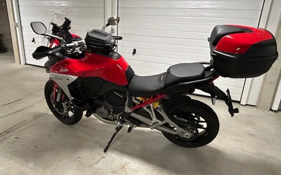 Gebrauchtmotorrad Ducati Multistrada V4 RS - Bild 7 Gebrauchtmotorrad Ducati Multistrada V4 RS - Bild 7