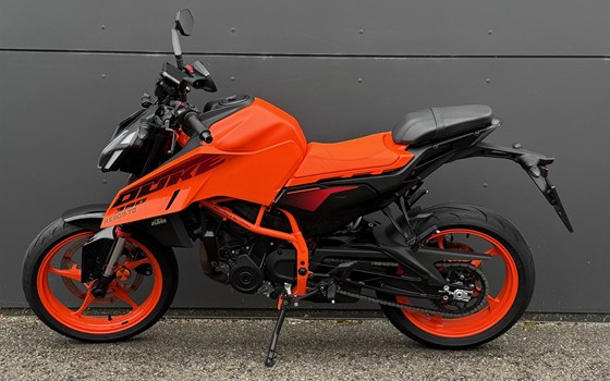 Gebrauchtmotorrad KTM 390 Duke - Bild 2 Gebrauchtmotorrad KTM 390 Duke - Bild 2