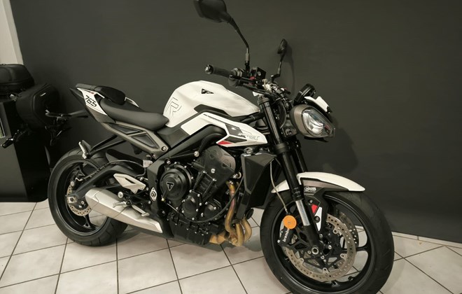 Triumph Street Triple R