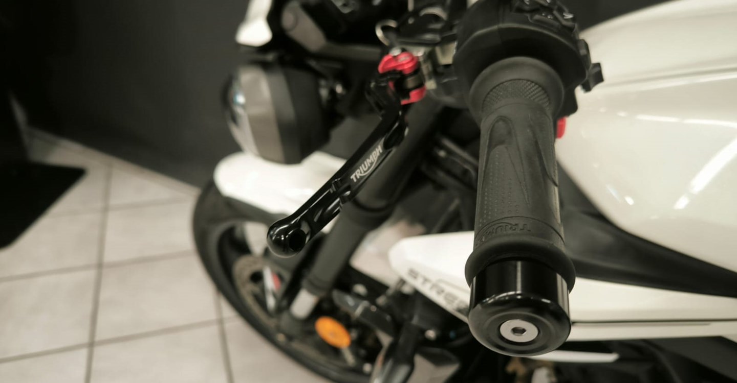 Angebot Triumph Street Triple R