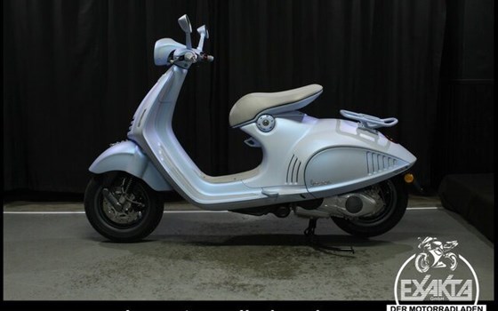 Neufahrzeug Vespa 946 Snake - Bild 2