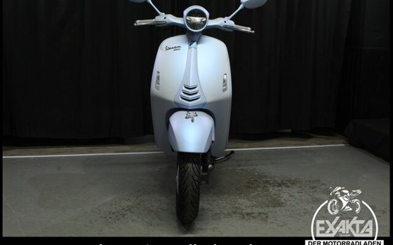 Neufahrzeug Vespa 946 Snake - Bild 8