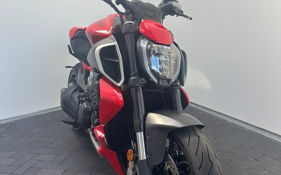 Gebrauchtmotorrad Ducati Diavel V4 - Bild 5