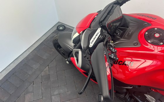 Gebrauchtmotorrad Ducati Diavel V4 - Bild 10