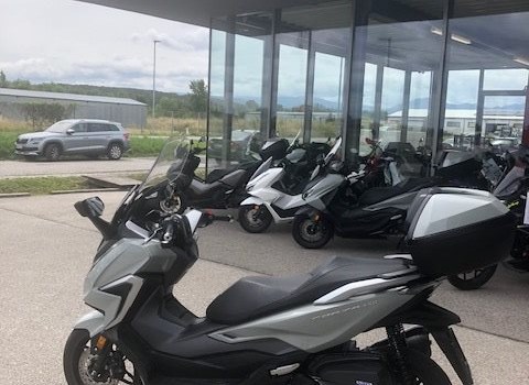 Honda Forza 350