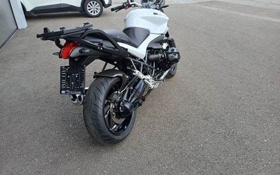 Gebrauchtmotorrad BMW R 1200 R - Bild 11 Gebrauchtmotorrad BMW R 1200 R - Bild 11