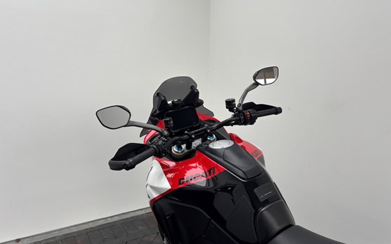 Gebrauchtmotorrad Ducati Multistrada V4 Pikes Peak - Bild 9