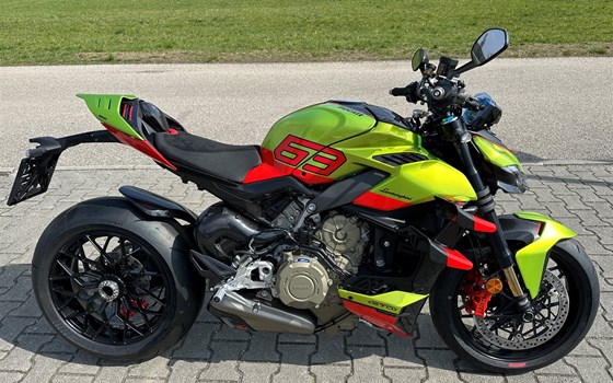 Neufahrzeug Ducati Streetfighter V4 Lamborghini - Bild 1 Neufahrzeug Ducati Streetfighter V4 Lamborghini - Bild 1