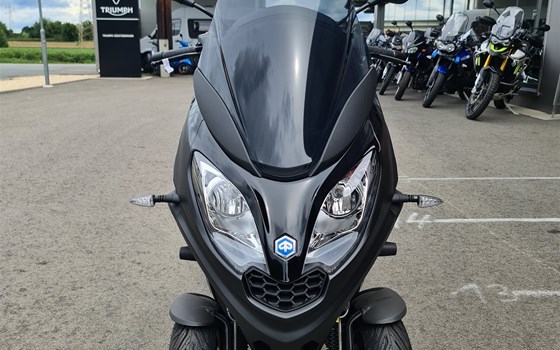 Neufahrzeug Piaggio MP3 300 HPE - Bild 5 Neufahrzeug Piaggio MP3 300 HPE - Bild 5