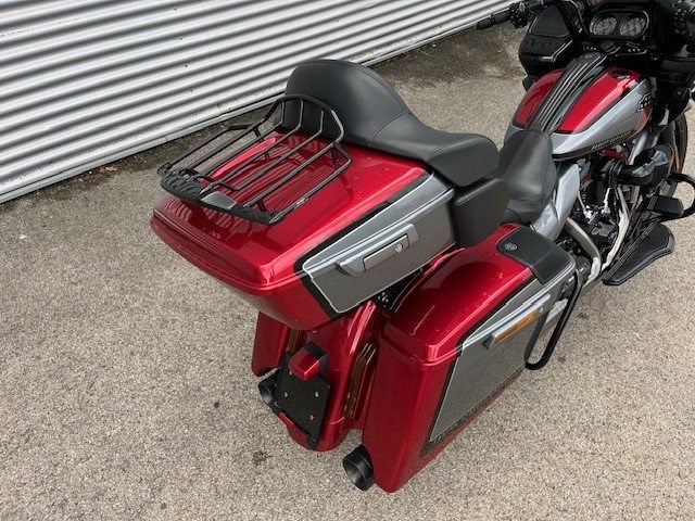 Harley-Davidson CVO Road Glide FLTRXSE (Red Pepper & Magnetic Gray with Black Hole) - Bild 10