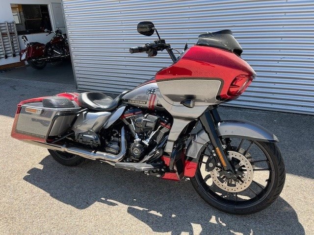 Harley-Davidson CVO Road Glide FLTRXSE (Red Pepper & Magnetic Gray with Black Hole) - Bild 6