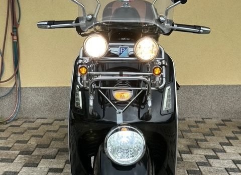 Gebrauchtmotorrad Vespa GTV 300 Via Montenapoleone - Bild 13 Gebrauchtmotorrad Vespa GTV 300 Via Montenapoleone - Bild 13
