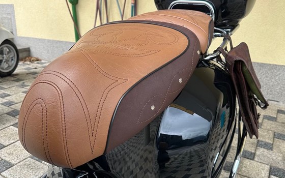 Gebrauchtmotorrad Vespa GTV 300 Via Montenapoleone - Bild 2 Gebrauchtmotorrad Vespa GTV 300 Via Montenapoleone - Bild 2