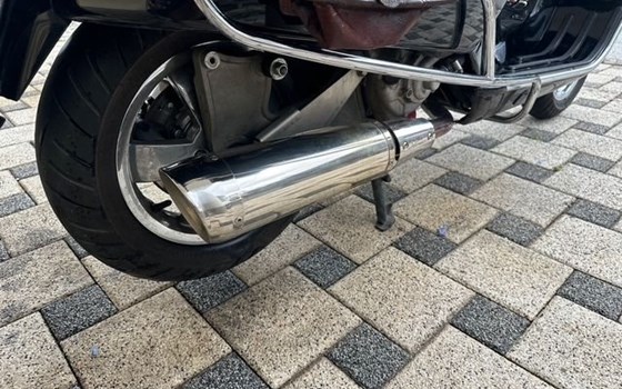 Gebrauchtmotorrad Vespa GTV 300 Via Montenapoleone - Bild 6 Gebrauchtmotorrad Vespa GTV 300 Via Montenapoleone - Bild 6