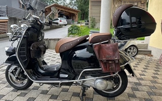 Gebrauchtmotorrad Vespa GTV 300 Via Montenapoleone - Bild 9 Gebrauchtmotorrad Vespa GTV 300 Via Montenapoleone - Bild 9