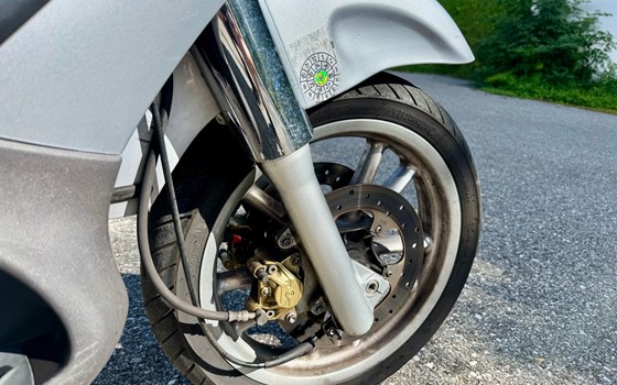 Gebrauchtmotorrad Piaggio Beverly 500 - Bild 9 Gebrauchtmotorrad Piaggio Beverly 500 - Bild 9
