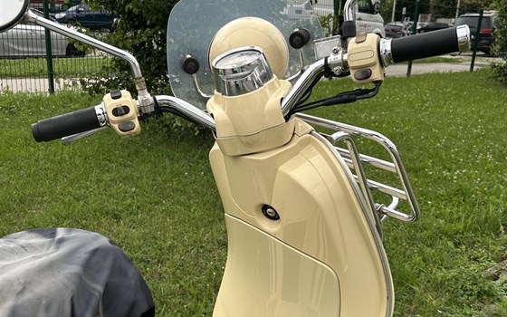 Gebrauchtmotorrad Vespa LXV 125  Vintage - Bild 4 Gebrauchtmotorrad Vespa LXV 125  Vintage - Bild 4