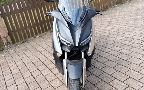 Gebrauchtmotorrad Yamaha XMAX 300 - Bild 2