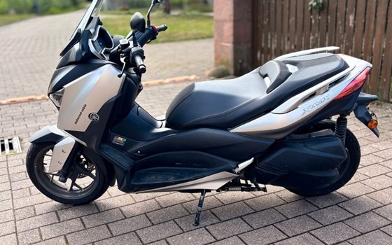 Gebrauchtmotorrad Yamaha XMAX 300 - Bild 3
