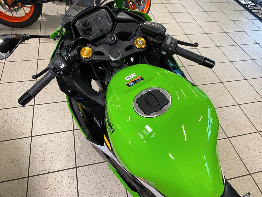 Angebot Kawasaki Ninja ZX-4RR Bild 11: Angebot Kawasaki Ninja ZX-4RR