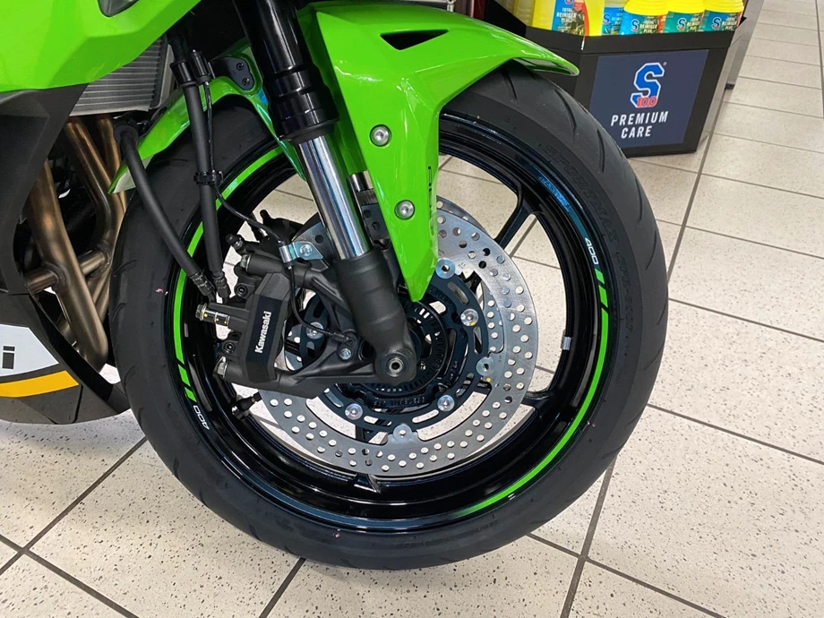 Angebot Kawasaki Ninja ZX-4RR Bild 14: Angebot Kawasaki Ninja ZX-4RR