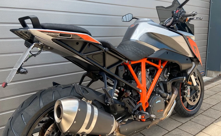 Angebot KTM 1290 Super Duke GT Bild 3: Angebot KTM 1290 Super Duke GT