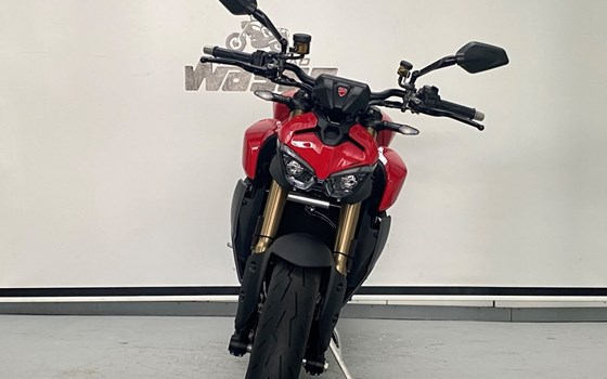 Neufahrzeug Ducati Streetfighter V2 - Bild 4