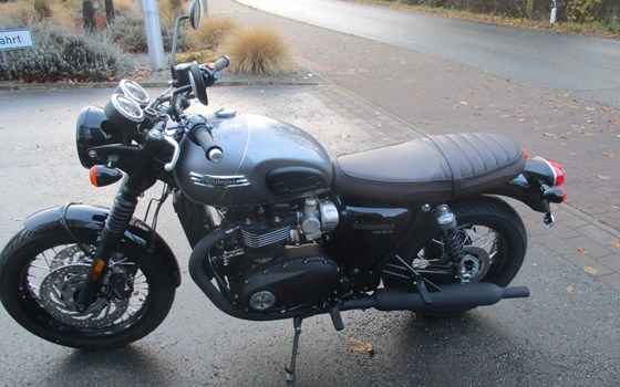 Gebrauchtmotorrad Triumph Bonneville T120 Black - Bild 5