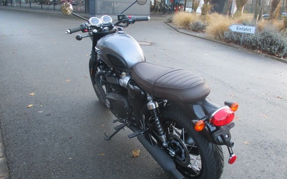 Gebrauchtmotorrad Triumph Bonneville T120 Black - Bild 6