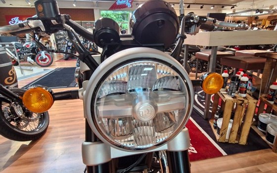 Neufahrzeug Royal Enfield Super Meteor 650 - Bild 4