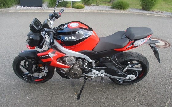 Gebrauchtmotorrad Aprilia Tuono 457 - Bild 5