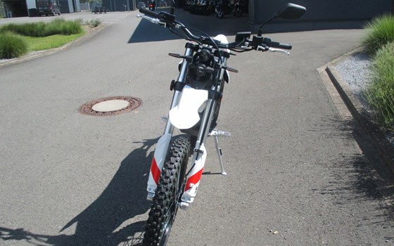 Neufahrzeug Zero XE - Bild 4