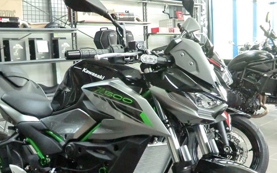 Gebrauchtmotorrad Kawasaki Z 500 SE - Bild 2