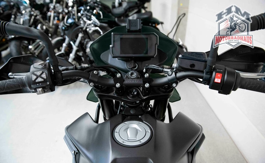 Angebot KTM 890 Adventure Bild 8: Angebot KTM 890 Adventure