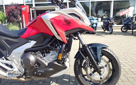 Gebrauchtmotorrad Honda NC750X DCT - Bild 3