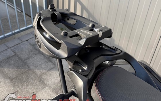 Gebrauchtmotorrad Yamaha Niken GT - Bild 21 Gebrauchtmotorrad Yamaha Niken GT - Bild 21