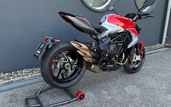 Neufahrzeug MV Agusta Brutale 800 RR - Bild 6 Neufahrzeug MV Agusta Brutale 800 RR - Bild 6