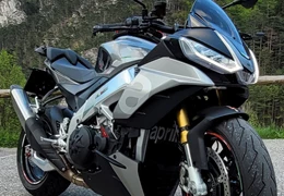 Gebrauchte Aprilia Tuono V4 1100 Gebrauchte Aprilia Tuono V4 1100