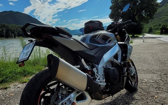 Gebrauchtmotorrad Aprilia Tuono V4 1100 - Bild 21